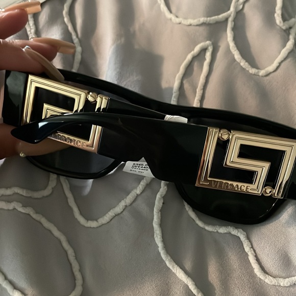 Authentic versace glasses - Picture 2 of 2